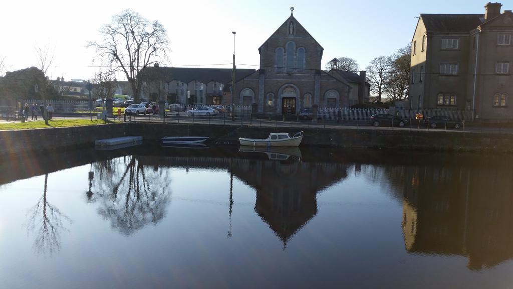 Frank'S Villa Galway Eksteriør bilde